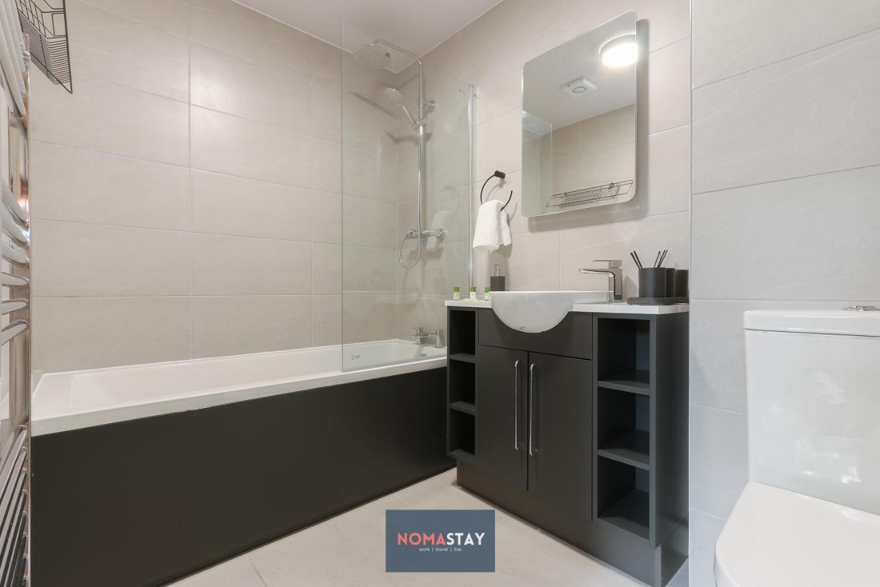 Nomastay, Corporate, Families, Relocation, 3 Bed, 2 Bath, Parking, Next To The Hospital, University, City Center Sheffield Zewnętrze zdjęcie