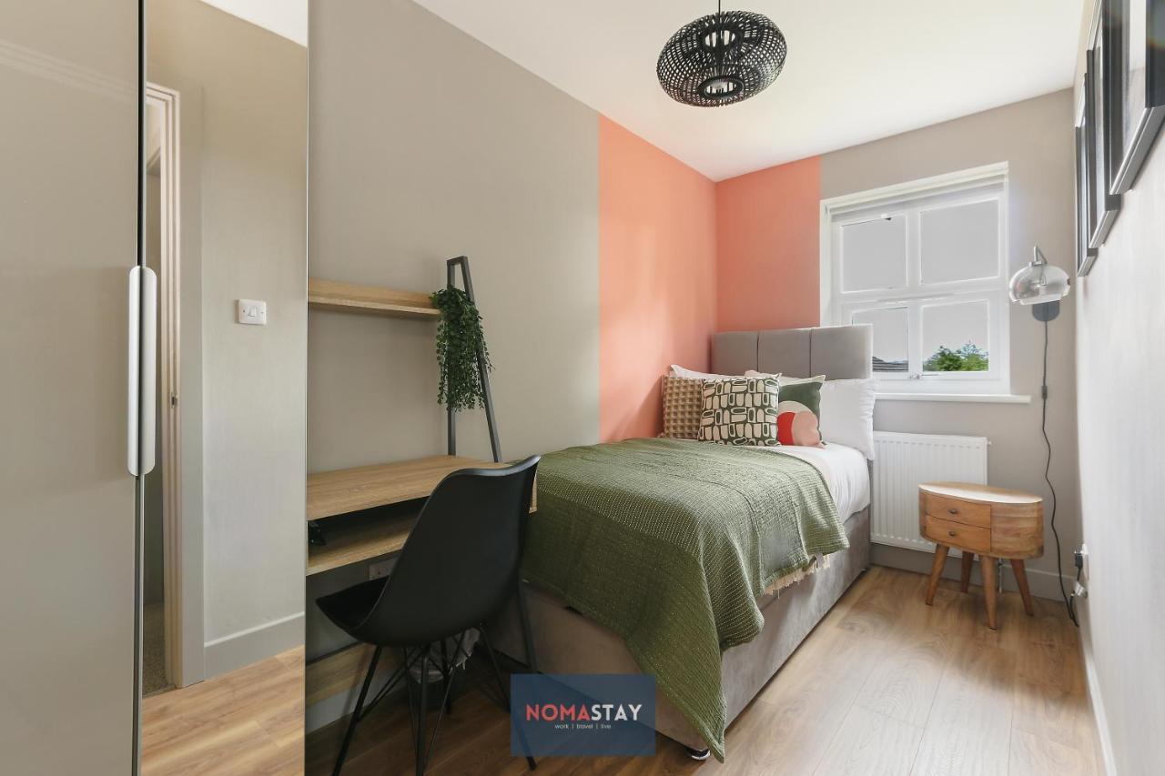 Nomastay, Corporate, Families, Relocation, 3 Bed, 2 Bath, Parking, Next To The Hospital, University, City Center Sheffield Zewnętrze zdjęcie