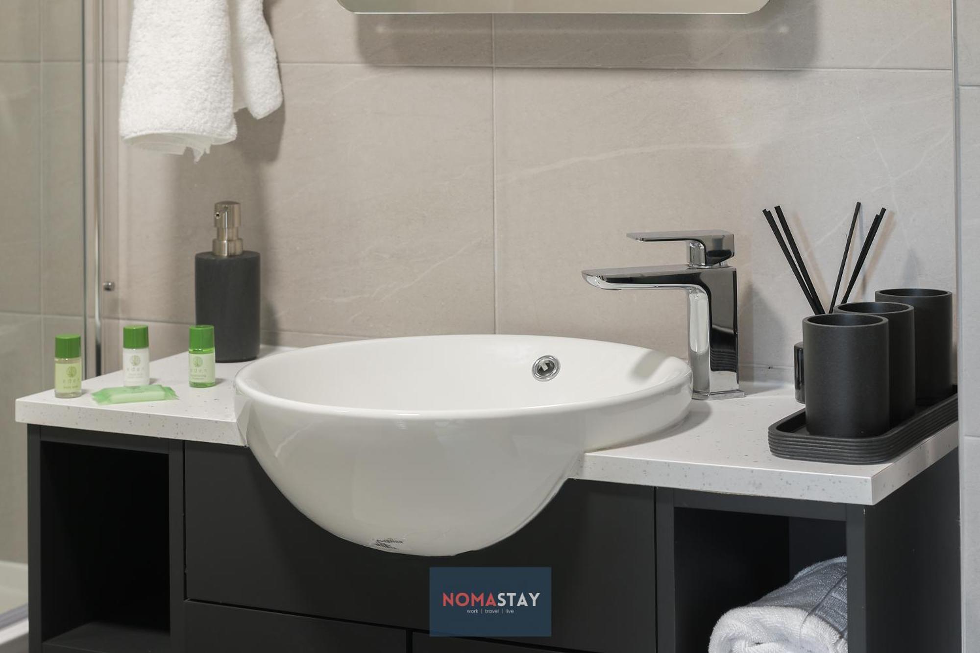 Nomastay, Corporate, Families, Relocation, 3 Bed, 2 Bath, Parking, Next To The Hospital, University, City Center Sheffield Zewnętrze zdjęcie